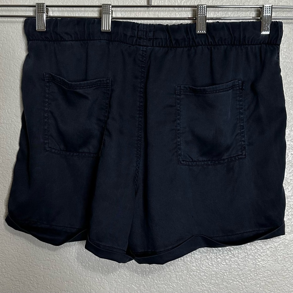 GAP 100% Lyocell Midnight Blue Pull On Drawstring Shorts, Sz Large - Picture 6 of 12